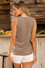 Load image into Gallery viewer, Pin-Tuck Round Neck Tank
