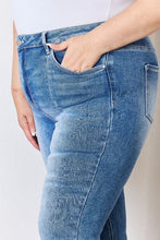 Load image into Gallery viewer, RISEN High Rise Ankle Flare Jeans
