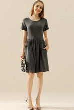Load image into Gallery viewer, Ninexis Round Neck Ruched Dress with Pockets
