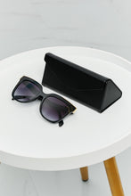 Load image into Gallery viewer, Round Full Rim Polycarbonate Frame Sunglasses
