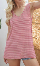 Load image into Gallery viewer, Red/White Striped Print Tank
